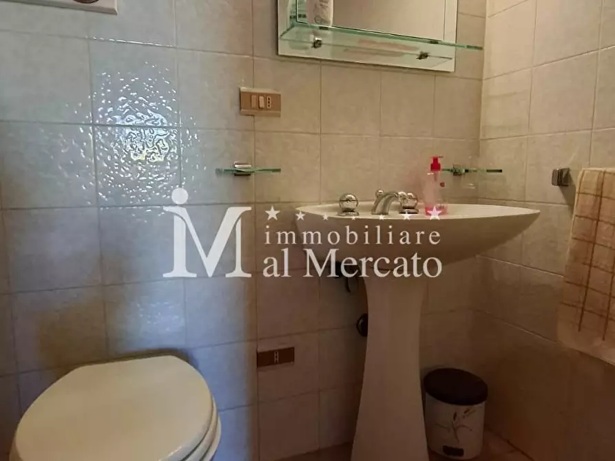 Immagine 13 di Villetta a schiera in vendita  a Viareggio