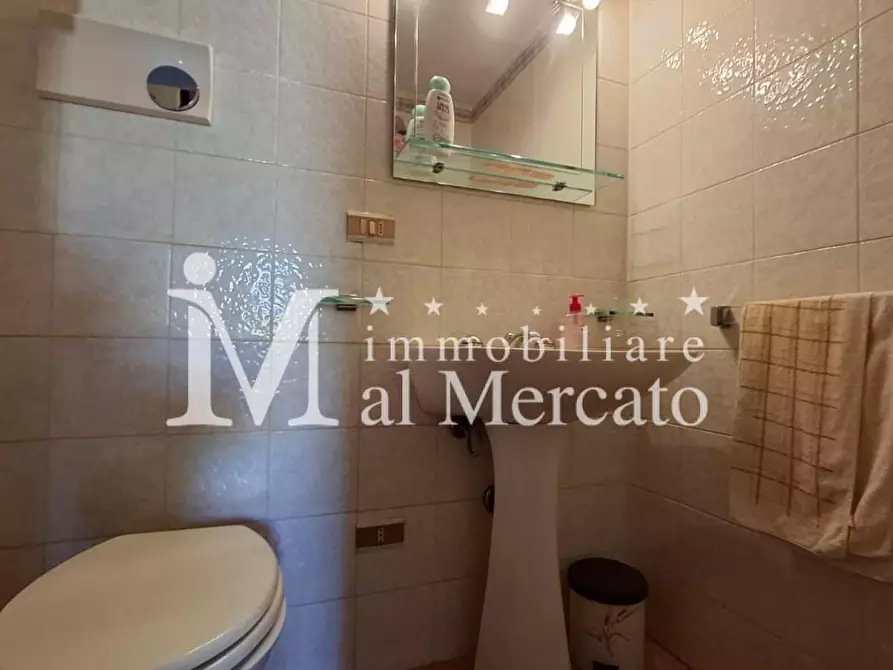 Immagine 12 di Villetta a schiera in vendita  a Viareggio