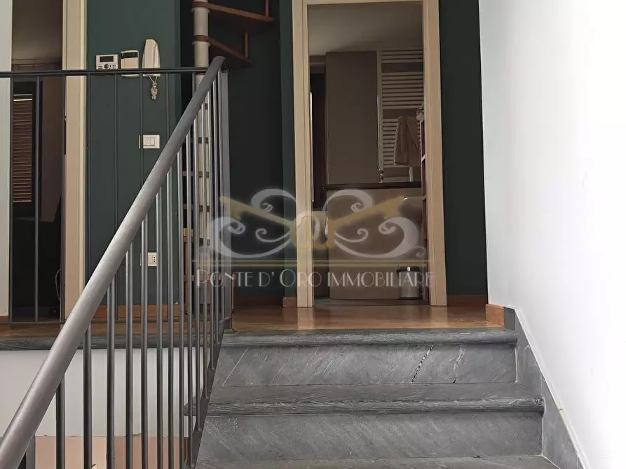 Immagine 8 di Casa bifamiliare in vendita  a Pisa