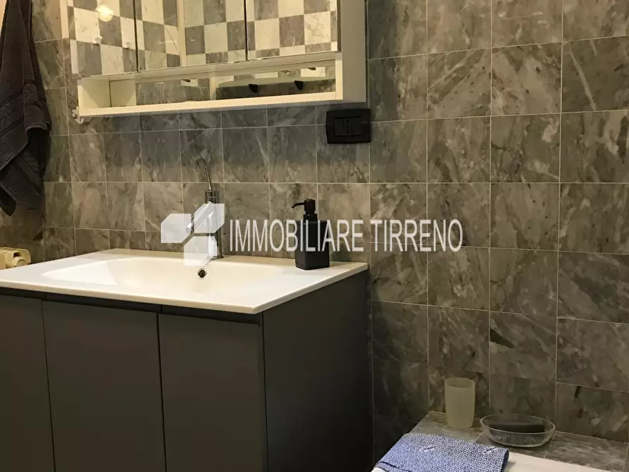 Immagine 23 di Appartamento in vendita  a Massa
