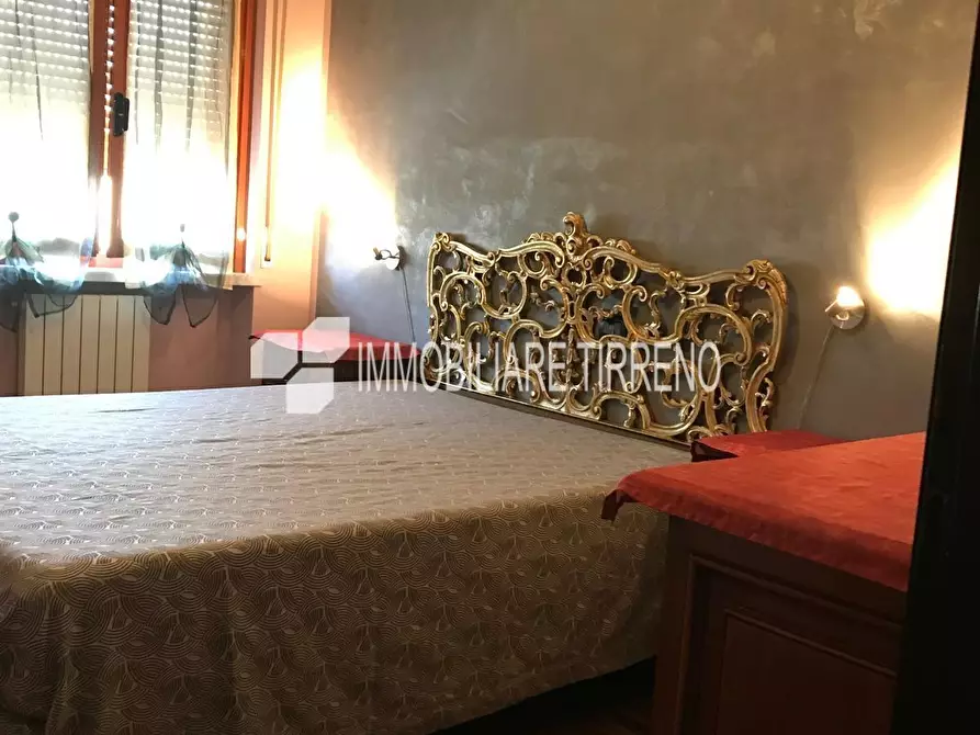 Immagine 28 di Appartamento in vendita  a Massa