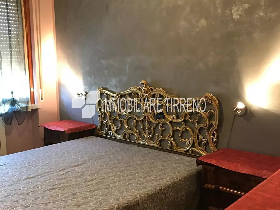 Immagine 16 di Appartamento in vendita  a Massa
