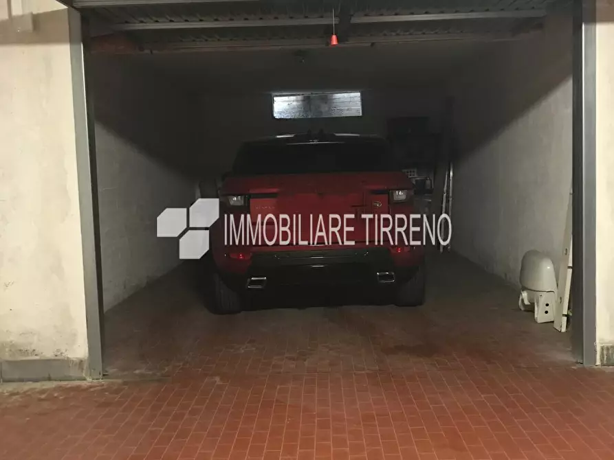Immagine 24 di Appartamento in vendita  a Massa