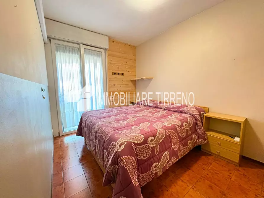 Immagine 11 di Appartamento in vendita  a Massa