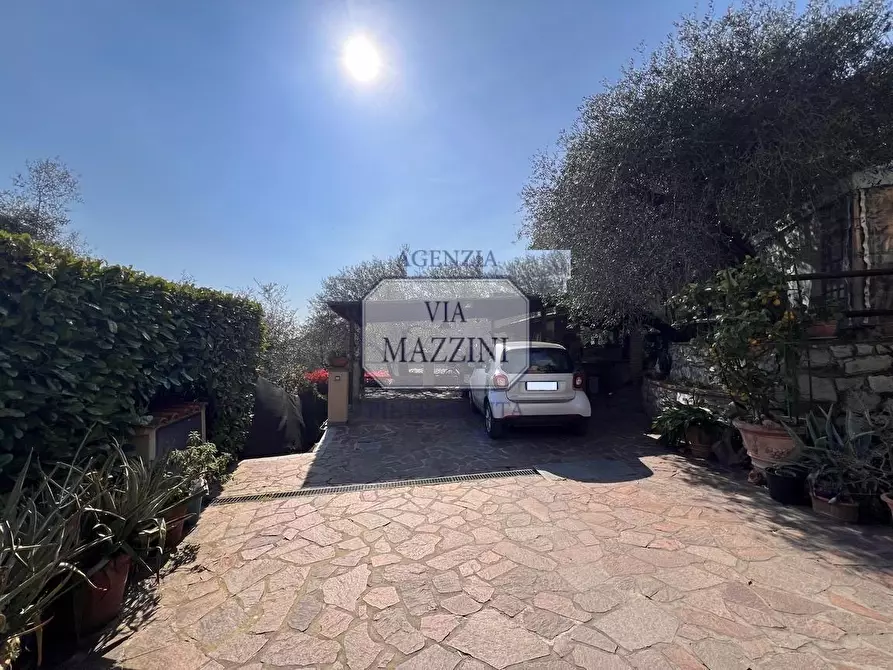 Immagine 20 di Casa bifamiliare in vendita  a Pietrasanta