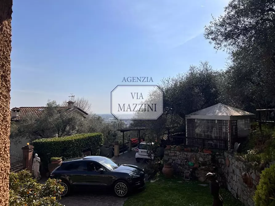 Immagine 11 di Casa bifamiliare in vendita  a Pietrasanta