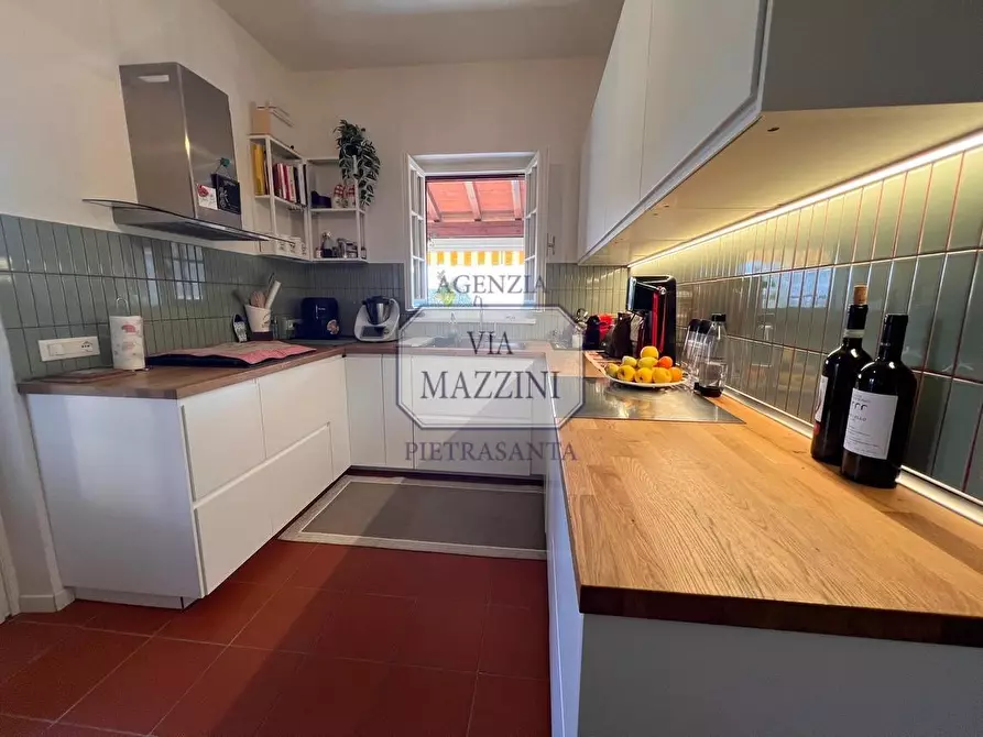 Immagine 6 di Casa bifamiliare in vendita  a Pietrasanta