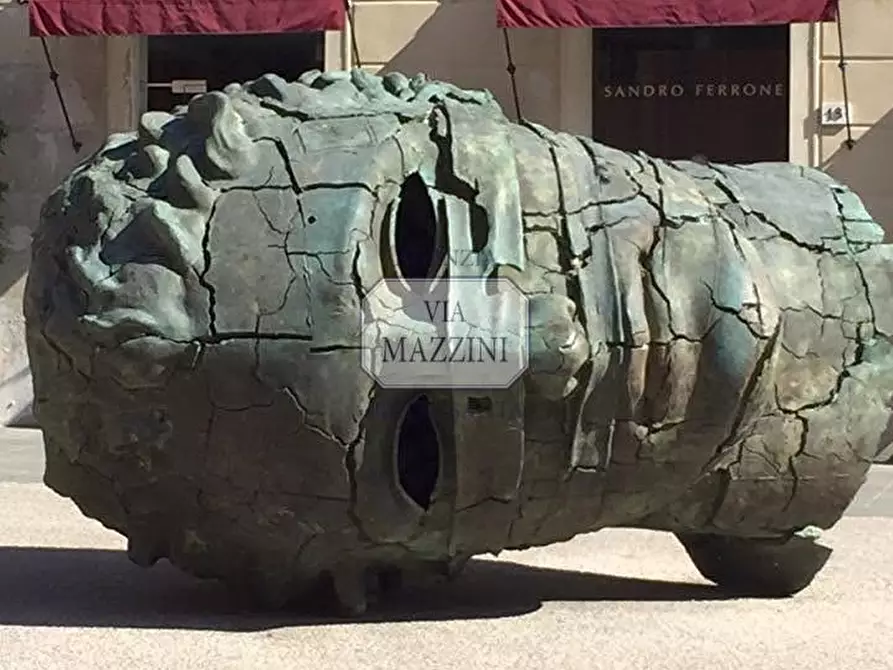 Immagine 28 di Casa bifamiliare in vendita  a Pietrasanta