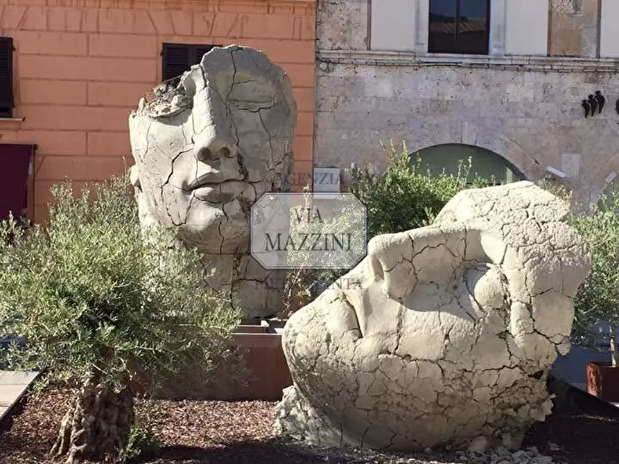Immagine 25 di Casa bifamiliare in vendita  a Pietrasanta