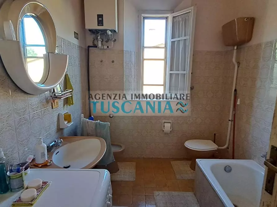 Immagine 5 di Casa bifamiliare in vendita  a Casale Marittimo