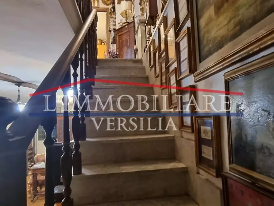 Immagine 12 di Villetta a schiera in vendita  a Massa