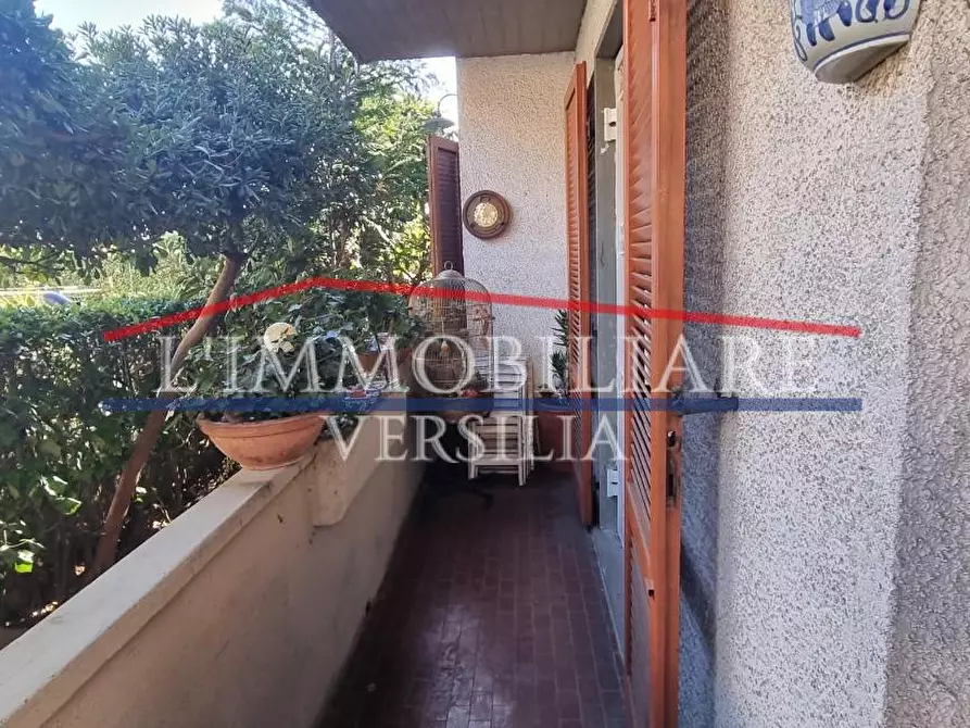 Immagine 30 di Villetta a schiera in vendita  a Massa