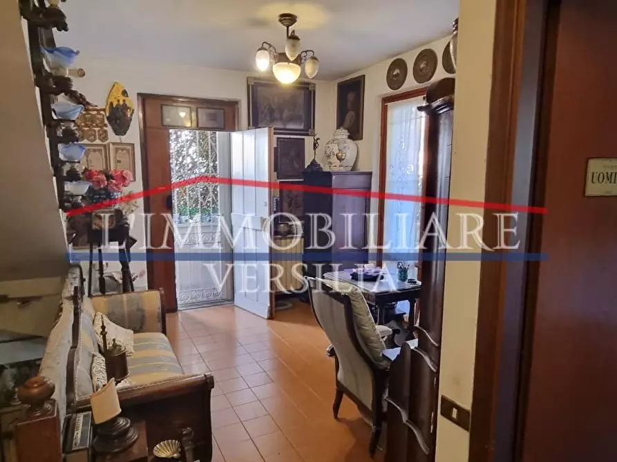 Immagine 11 di Villetta a schiera in vendita  a Massa