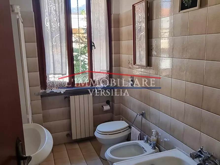 Immagine 22 di Villetta a schiera in vendita  a Massa