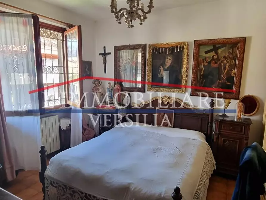 Immagine 13 di Villetta a schiera in vendita  a Massa