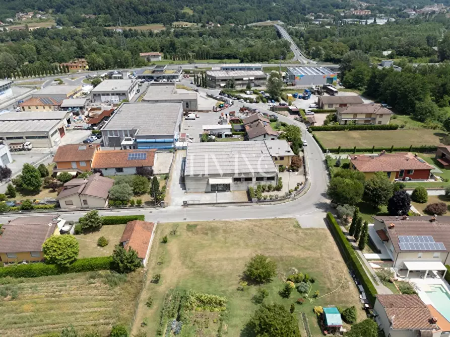 Immagine 6 di Laboratorio in vendita  a Gallicano