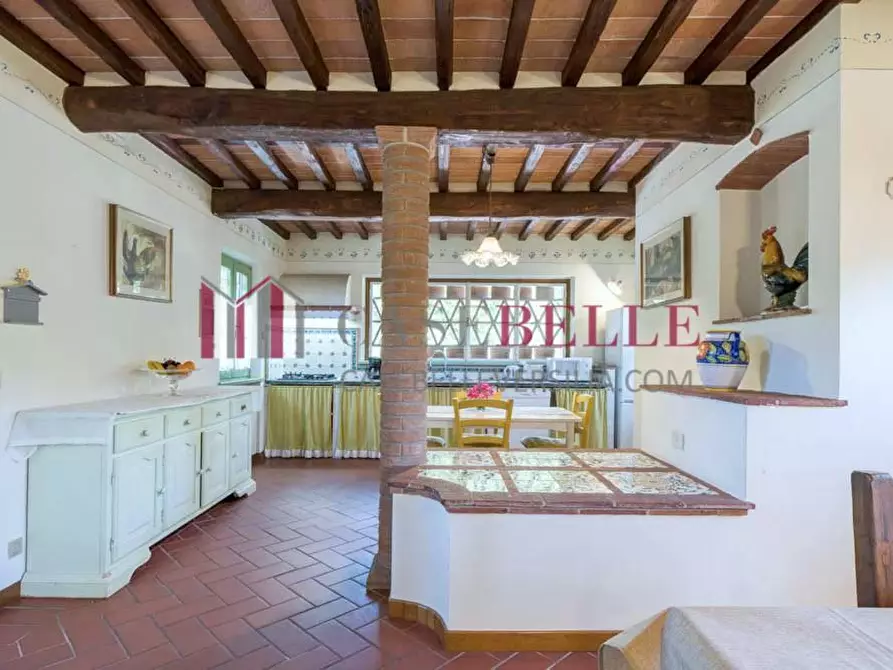 Immagine 10 di Villa in vendita  a Camaiore