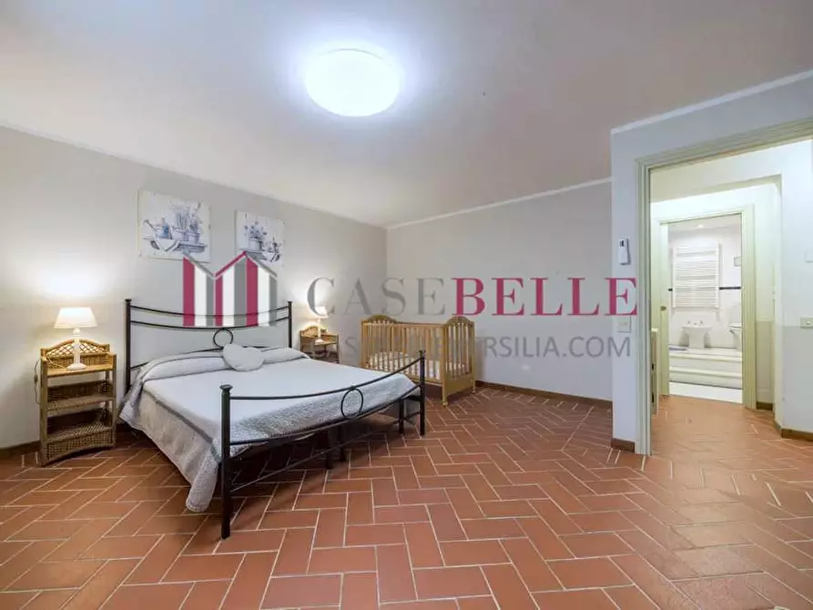 Immagine 22 di Villa in vendita  a Camaiore