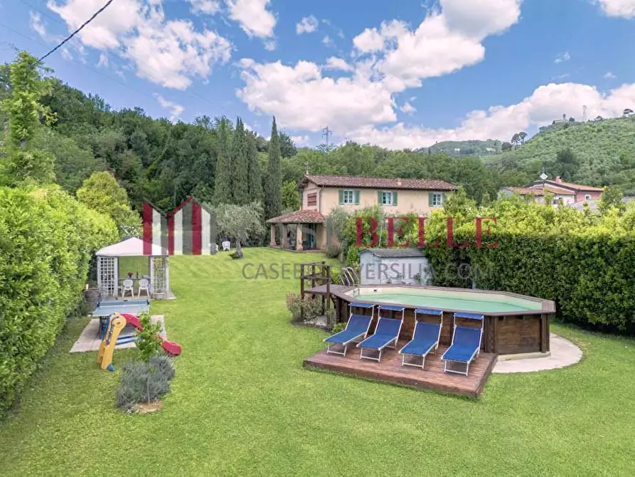 Immagine 38 di Villa in vendita  a Camaiore