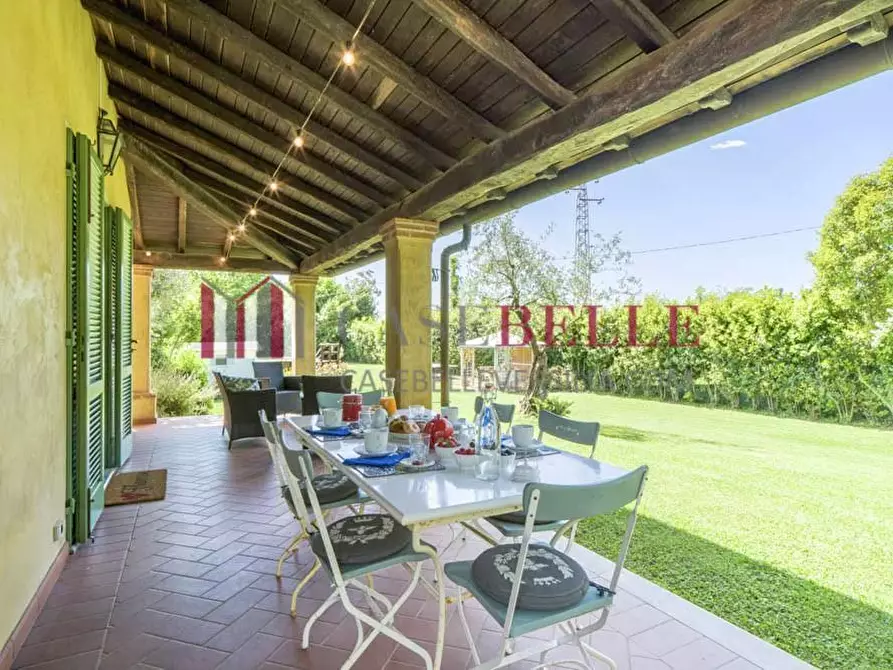 Immagine 34 di Villa in vendita  a Camaiore