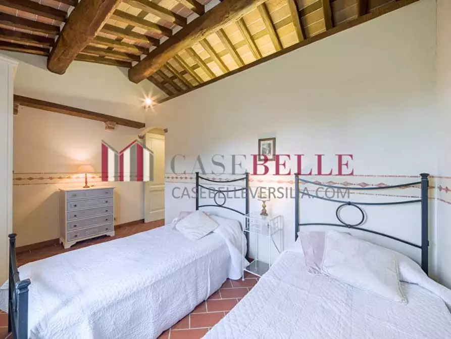 Immagine 18 di Villa in vendita  a Camaiore