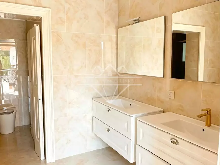 Immagine 7 di Casa bifamiliare in vendita  a Carrara