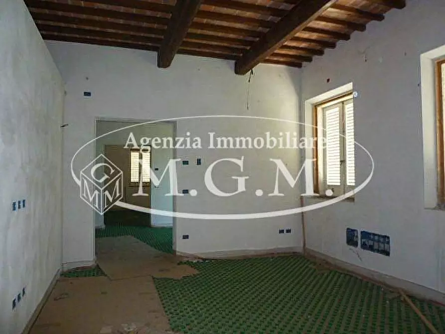 Immagine 19 di Villa in vendita  a Santa Maria A Monte