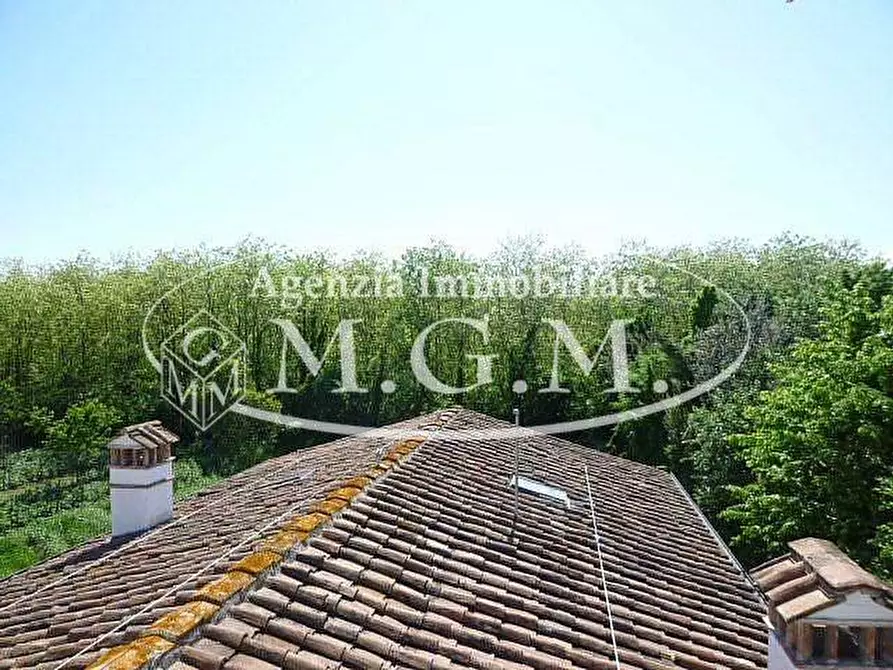 Immagine 7 di Villa in vendita  a Santa Maria A Monte