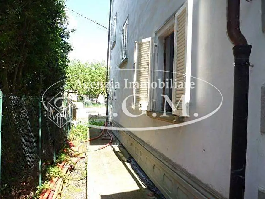 Immagine 23 di Villa in vendita  a Santa Maria A Monte