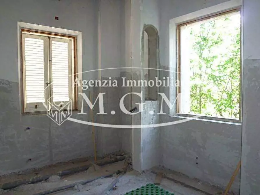 Immagine 32 di Villa in vendita  a Santa Maria A Monte