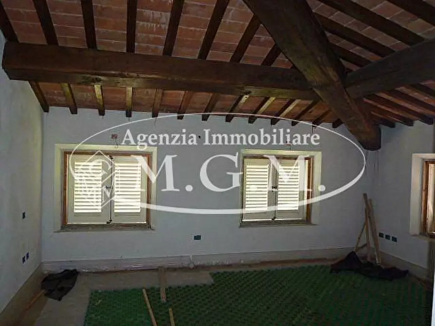 Immagine 35 di Villa in vendita  a Santa Maria A Monte