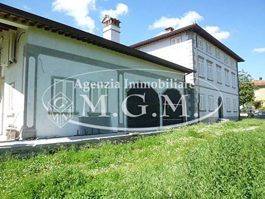 Immagine 46 di Villa in vendita  a Santa Maria A Monte