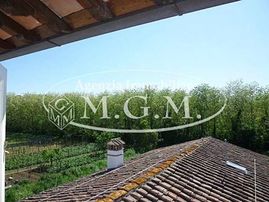 Immagine 36 di Villa in vendita  a Santa Maria A Monte