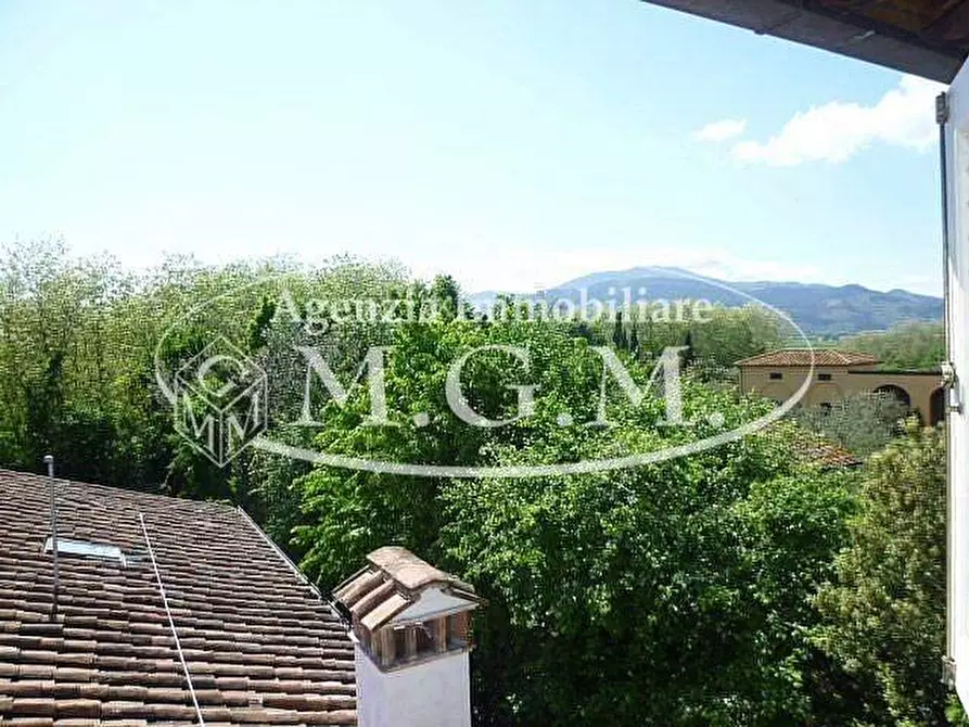 Immagine 5 di Villa in vendita  a Santa Maria A Monte