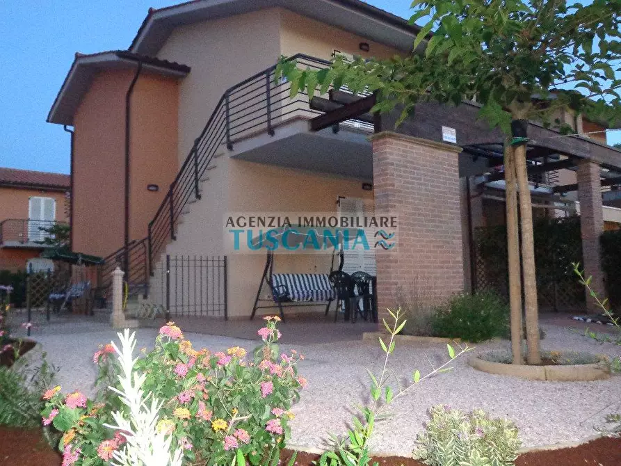 Immagine 2 di Appartamento in affitto  a Castagneto Carducci