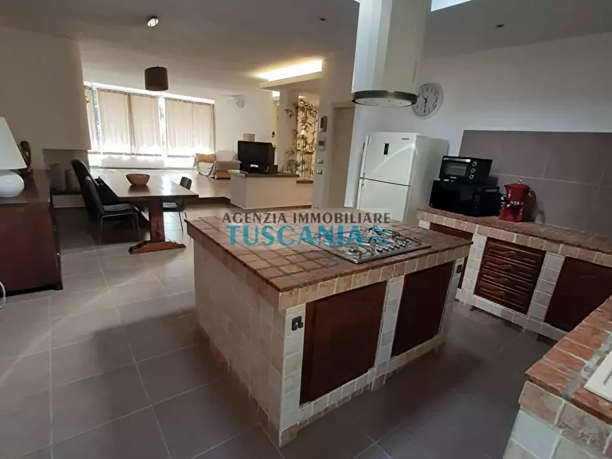 Immagine 32 di Villa in vendita  a Monteverdi Marittimo