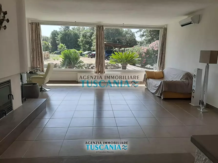 Immagine 2 di Villa in vendita  a Monteverdi Marittimo