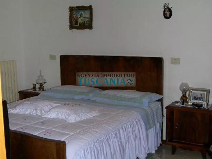 Immagine 8 di Casa bifamiliare in vendita  a Casale Marittimo