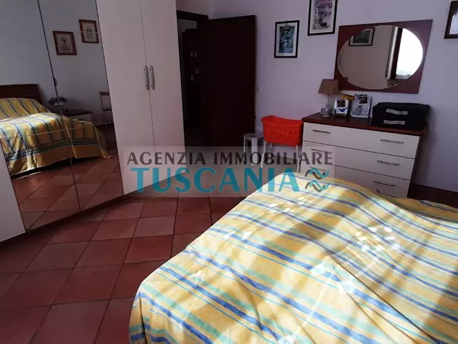 Immagine 28 di Villa in vendita  a Cecina