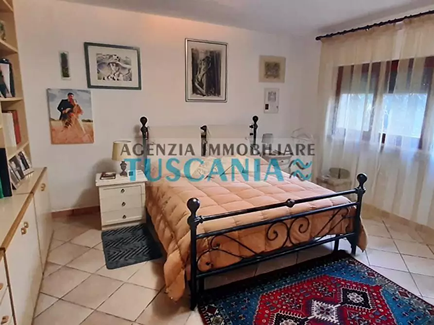 Immagine 6 di Villa in vendita  a Cecina