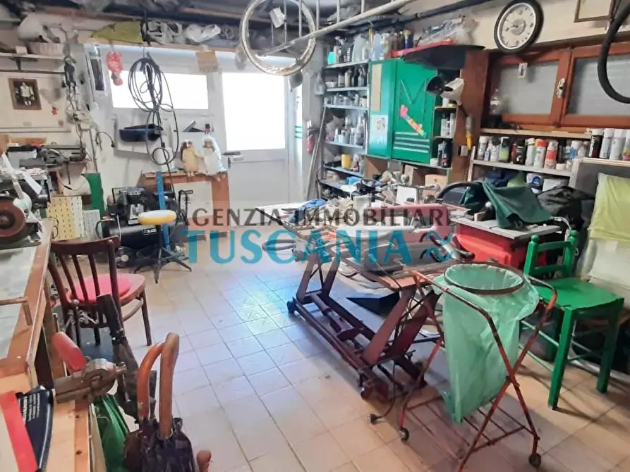 Immagine 30 di Villa in vendita  a Cecina