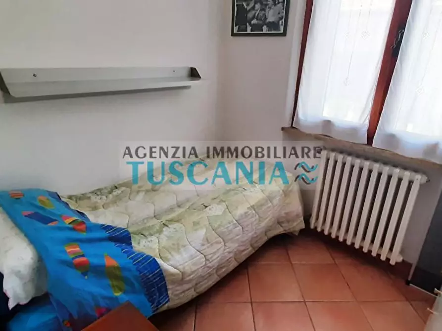 Immagine 26 di Villa in vendita  a Cecina
