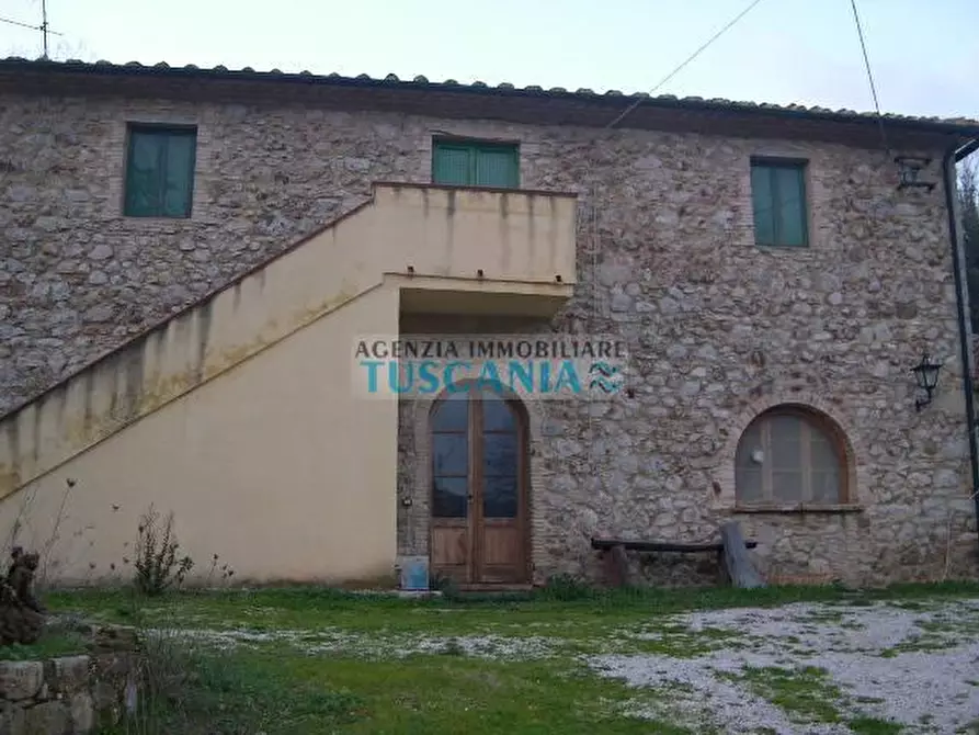 Immagine 1 di Casa colonica in vendita  a Pomarance