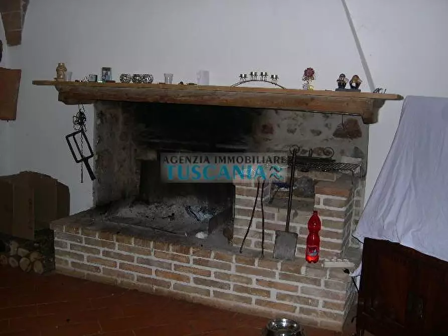 Immagine 7 di Casa colonica in vendita  a Pomarance