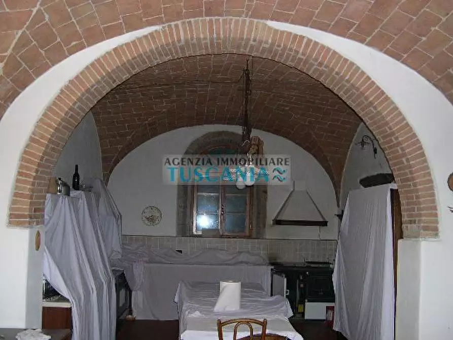 Immagine 8 di Casa colonica in vendita  a Pomarance
