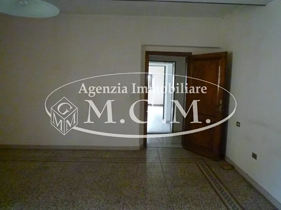 Immagine 10 di Palazzo in vendita  a Castelfranco Di Sotto