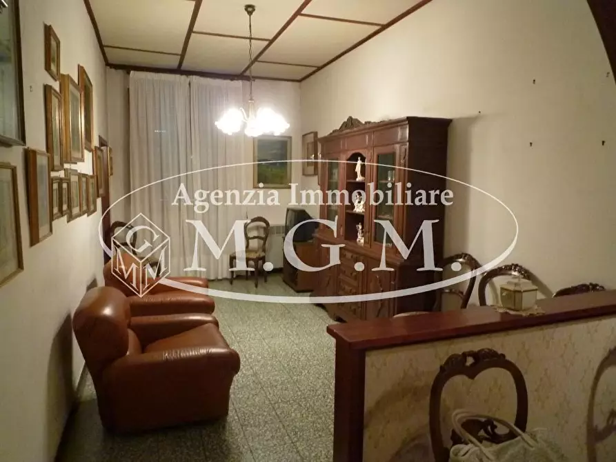 Immagine 2 di Palazzo in vendita  a Castelfranco Di Sotto