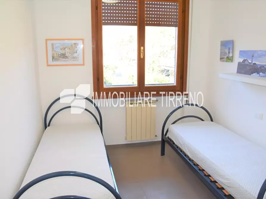 Immagine 15 di Appartamento in affitto  a Massa