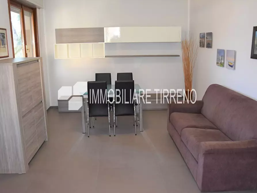 Immagine 9 di Appartamento in affitto  a Massa