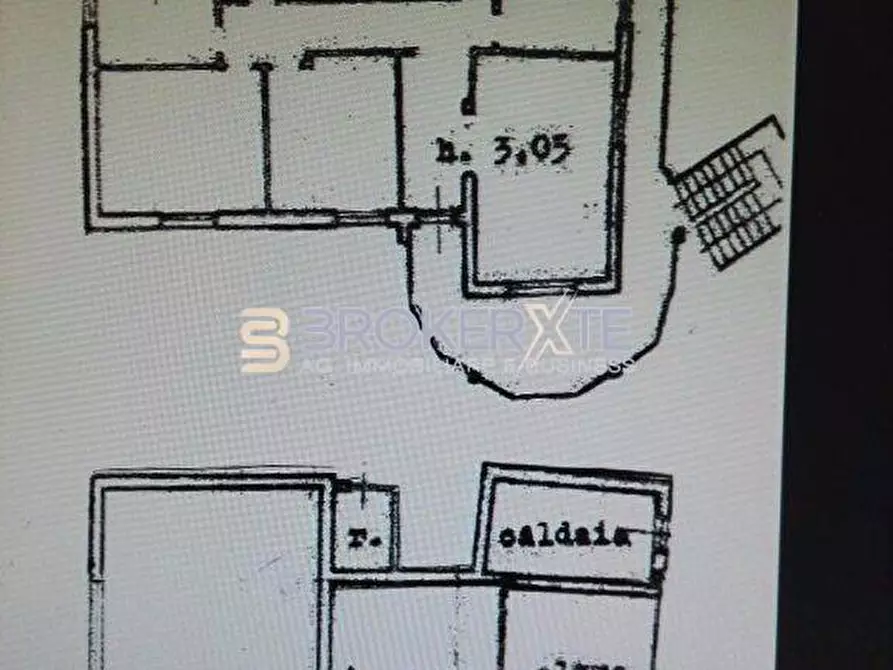 Immagine 2 di Villa in vendita  a Carrara